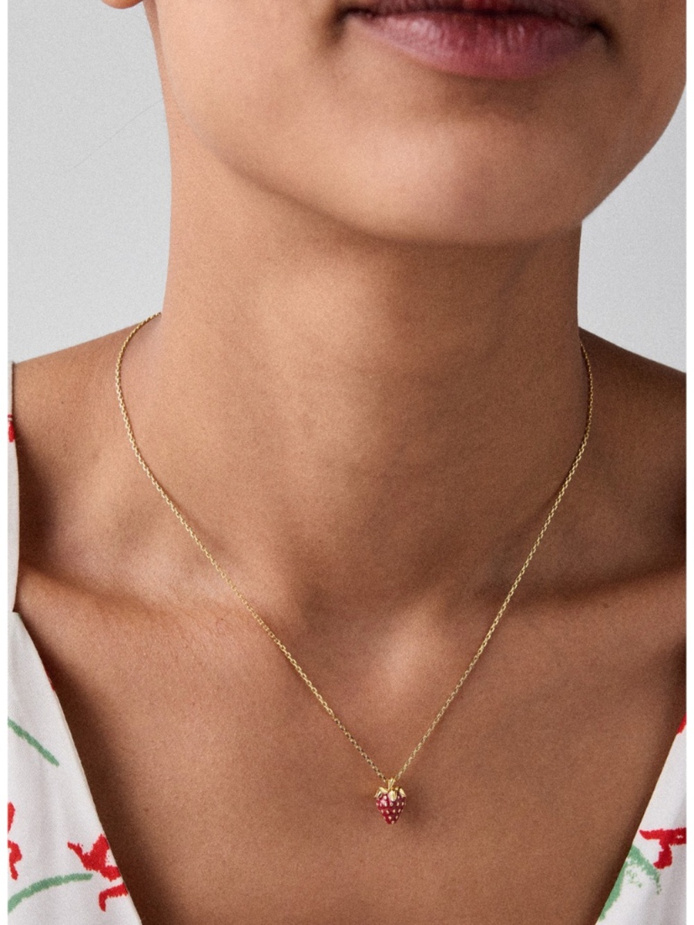 Kate Spade Strawberry Charm Pendant Necklace NWT - Picture 2 of 6